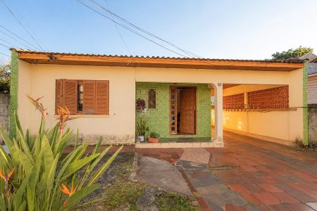 Fachada de casa à venda com 4 quartos, 220m² em Niterói, Canoas