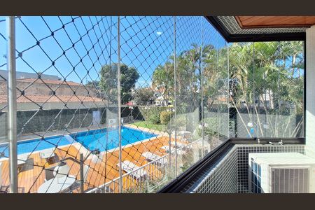 Apartamento para alugar com 145m², 3 quartos e 2 vagas Apartamento para alugar com 145m², 3 quartos e 2 vagasVaranda da suíte