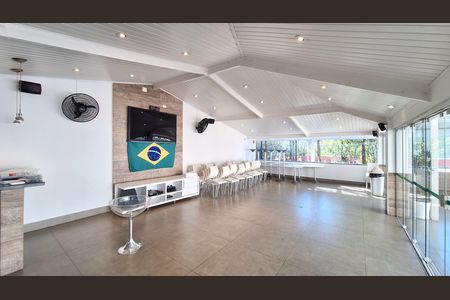 Apartamento para alugar com 145m², 3 quartos e 2 vagas Apartamento para alugar com 145m², 3 quartos e 2 vagasÁrea comum - Salão de festas