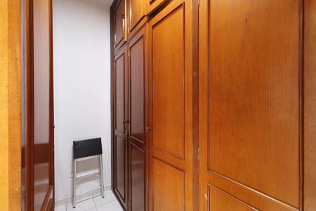 Apartamento para alugar com 145m², 3 quartos e 2 vagasQuarto de serviço 