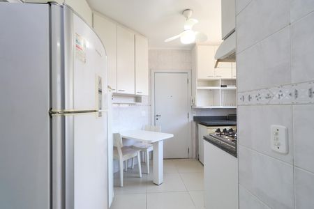 Apartamento para alugar com 145m², 3 quartos e 2 vagasCozinha