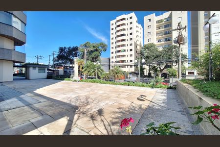 Apartamento para alugar com 145m², 3 quartos e 2 vagas Apartamento para alugar com 145m², 3 quartos e 2 vagasÁrea comum