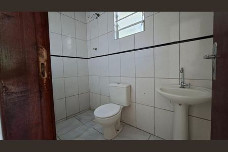 Casa de condomínio para alugar com 50m², 2 quartos e sem vaga