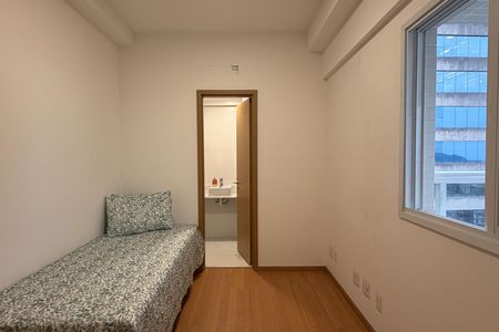 Suite 1 de apartamento para alugar com 2 quartos, 87m² em Gonzaga, Santos