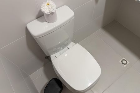 Apartamento para alugar com 87m², 2 quartos e 1 vaga Apartamento para alugar com 87m², 2 quartos e 1 vagaBanheiro da Suíte 2