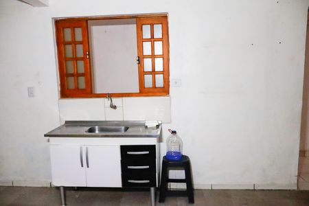 Casa para alugar com 50m², 1 quarto e sem vaga Casa para alugar com 50m², 1 quarto e sem vagaCozinha