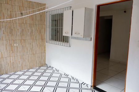 Casa para alugar com 50m², 1 quarto e sem vaga Casa para alugar com 50m², 1 quarto e sem vagaQuintal