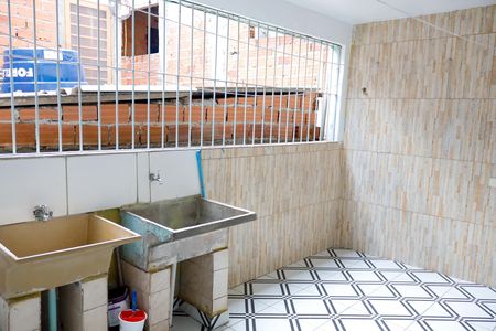 Casa para alugar com 50m², 1 quarto e sem vaga Casa para alugar com 50m², 1 quarto e sem vagaLavanderia