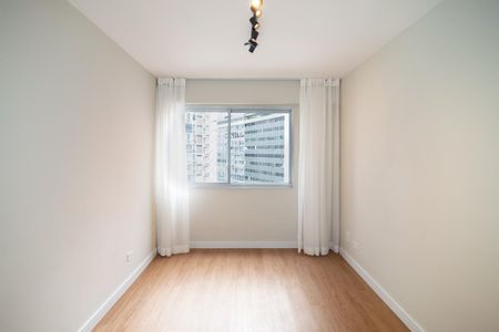 Apartamento à venda com 40m², 1 quarto e 1 vaga Apartamento à venda com 40m², 1 quarto e 1 vagaSala