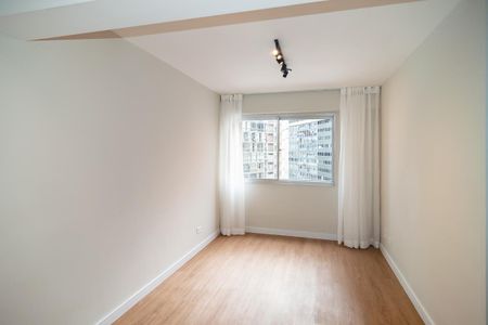 Apartamento à venda com 40m², 1 quarto e 1 vaga Apartamento à venda com 40m², 1 quarto e 1 vagaSala