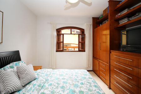 Suíte 4 de casa para alugar com 5 quartos, 870m² em Vila Santo Antônio, Cotia