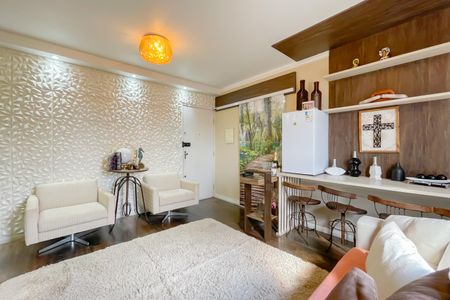 Sala de casa de condomínio para alugar com 2 quartos, 65m² em São Pedro, Osasco