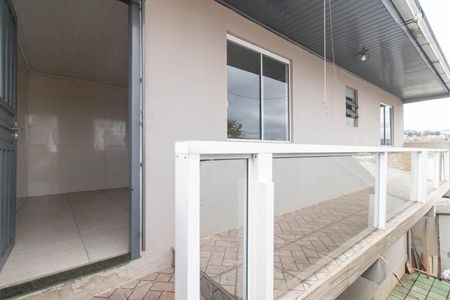 Casa para alugar com 30m², 1 quarto e 1 vaga Casa para alugar com 30m², 1 quarto e 1 vagaVaranda