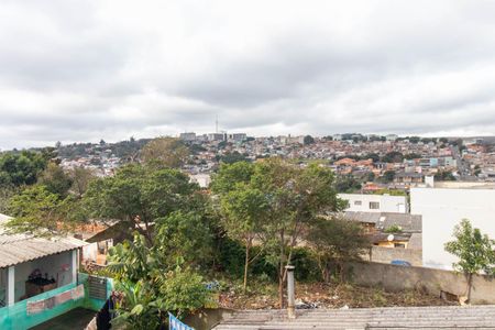 Casa para alugar com 30m², 1 quarto e 1 vaga Casa para alugar com 30m², 1 quarto e 1 vagaVaranda