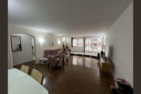 Apartamento à venda com 112m², 2 quartos e sem vaga Apartamento à venda com 112m², 2 quartos e sem vagaSala