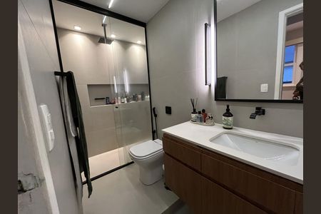 Apartamento à venda com 112m², 2 quartos e sem vaga Apartamento à venda com 112m², 2 quartos e sem vagaBanheiro 1