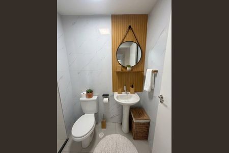 Apartamento à venda com 42m², 2 quartos e sem vagaBanheiro