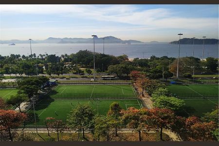Studio à venda com 36m², 1 quarto e sem vaga Studio à venda com 36m², 1 quarto e sem vagaÁrea externa