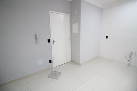Sala/Cozinha de apartamento à venda com 2 quartos, 48m² em Padroeira, Osasco
