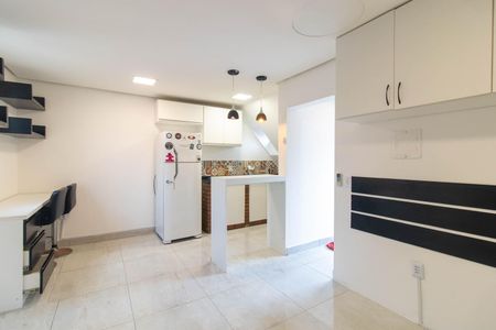 Casa de condomínio à venda com 25m², 1 quarto e 1 vaga Casa de condomínio à venda com 25m², 1 quarto e 1 vagaSala/Quarto
