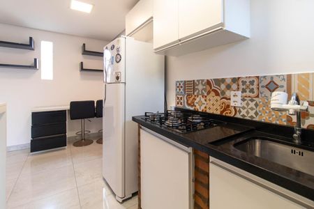 Cozinha de casa de condomínio à venda com 1 quarto, 25m² em Glória, Porto Alegre
