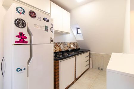 Casa de condomínio à venda com 25m², 1 quarto e 1 vaga Casa de condomínio à venda com 25m², 1 quarto e 1 vagaCozinha