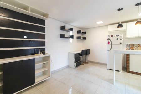 Casa de condomínio à venda com 25m², 1 quarto e 1 vaga Casa de condomínio à venda com 25m², 1 quarto e 1 vagaSala/Quarto