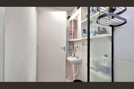 Apartamento para alugar com 43m², 2 quartos e sem vagaBanheiro