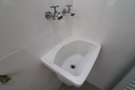 Área de Serviço de apartamento para alugar com 2 quartos, 43m² em Chácara Mafalda, São Paulo
