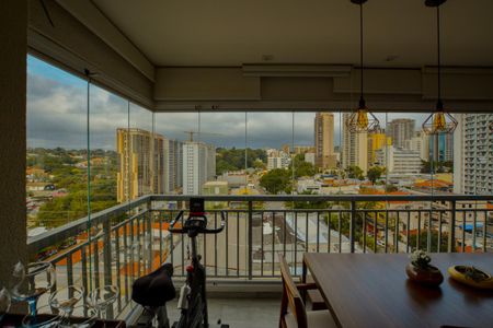 Apartamento à venda com 75m², 2 quartos e 1 vaga Apartamento à venda com 75m², 2 quartos e 1 vagaVARANDA