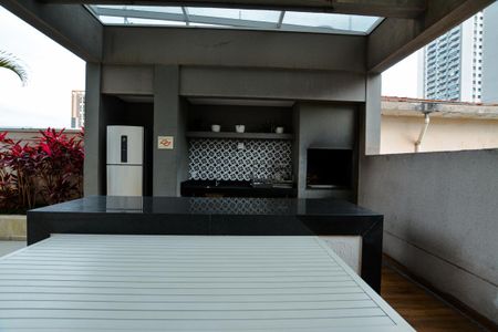 Apartamento à venda com 75m², 2 quartos e 1 vaga Apartamento à venda com 75m², 2 quartos e 1 vagaCHURRASQUEIRA