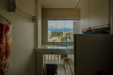 Apartamento à venda com 75m², 2 quartos e 1 vaga Apartamento à venda com 75m², 2 quartos e 1 vagaVARANDA