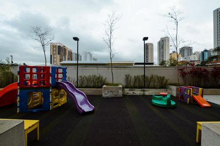Apartamento à venda com 75m², 2 quartos e 1 vaga Apartamento à venda com 75m², 2 quartos e 1 vagaPLAYGROUND