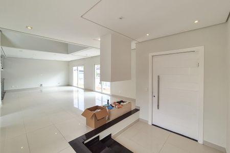 Casa para alugar com 360m², 3 quartos e 6 vagas Casa para alugar com 360m², 3 quartos e 6 vagasSala