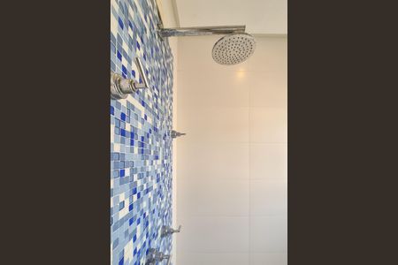 Casa para alugar com 360m², 3 quartos e 6 vagas Casa para alugar com 360m², 3 quartos e 6 vagasBanheiro da Suíte 2
