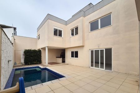 Quintal de casa para alugar com 3 quartos, 360m² em Parque dos Passaros, São Bernardo do Campo