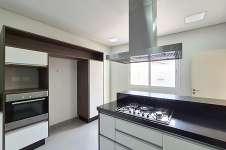 Casa para alugar com 360m², 3 quartos e 6 vagas Casa para alugar com 360m², 3 quartos e 6 vagasCozinha