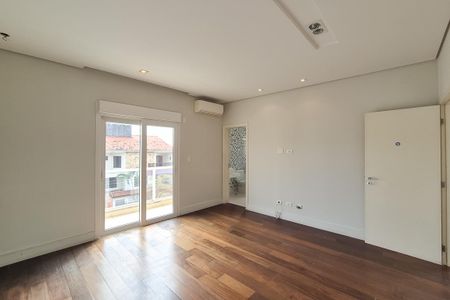 Casa para alugar com 360m², 3 quartos e 6 vagas Casa para alugar com 360m², 3 quartos e 6 vagasSuíte 1