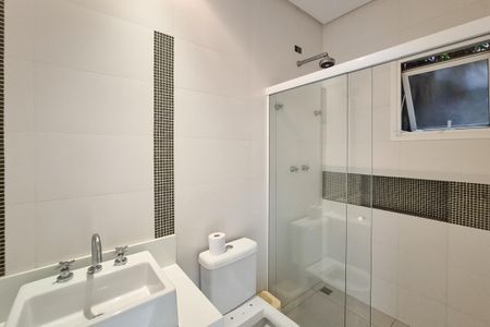 Casa para alugar com 360m², 3 quartos e 6 vagas Casa para alugar com 360m², 3 quartos e 6 vagasÁrea de Serviço