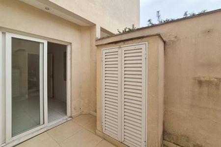 Casa para alugar com 360m², 3 quartos e 6 vagas Casa para alugar com 360m², 3 quartos e 6 vagasQuintal