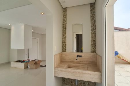 Casa para alugar com 360m², 3 quartos e 6 vagas Casa para alugar com 360m², 3 quartos e 6 vagasLavabo