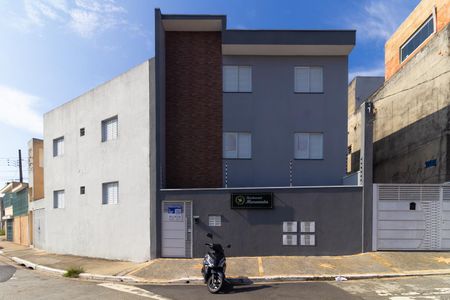 Apartamento para alugar com 43m², 2 quartos e sem vaga Apartamento para alugar com 43m², 2 quartos e sem vagaFachada