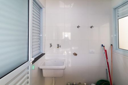 Apartamento para alugar com 43m², 2 quartos e sem vaga Apartamento para alugar com 43m², 2 quartos e sem vagaÁrea de Serviço