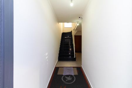 Apartamento para alugar com 43m², 2 quartos e sem vaga Apartamento para alugar com 43m², 2 quartos e sem vagaEntrada