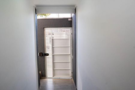 Portão de entrada de casa de condomínio para alugar com 2 quartos, 43m² em Chácara Mafalda, São Paulo