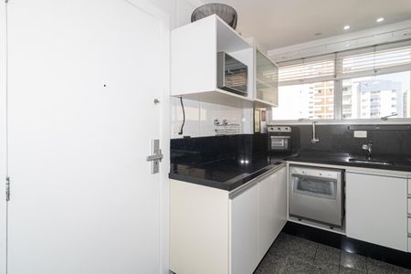 Apartamento à venda com 81m², 2 quartos e 1 vaga Apartamento à venda com 81m², 2 quartos e 1 vagaCozinha