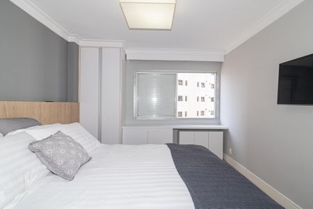 Apartamento à venda com 81m², 2 quartos e 1 vaga Apartamento à venda com 81m², 2 quartos e 1 vagaQuarto Suíte