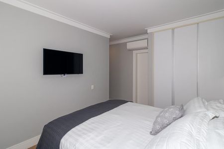 Apartamento à venda com 81m², 2 quartos e 1 vaga Apartamento à venda com 81m², 2 quartos e 1 vagaQuarto Suíte