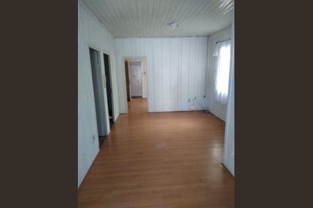 Casa à venda com 124m², 2 quartos e 3 vagas Casa à venda com 124m², 2 quartos e 3 vagasSala