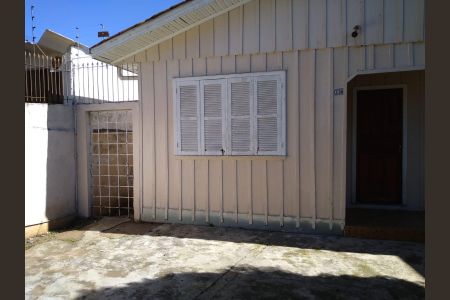 Casa à venda com 124m², 2 quartos e 3 vagas Casa à venda com 124m², 2 quartos e 3 vagasÁrea externa